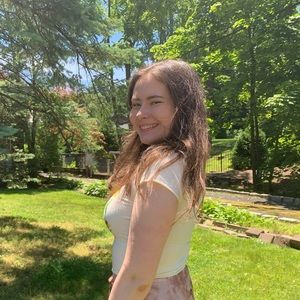 Meet your Posher, Abby